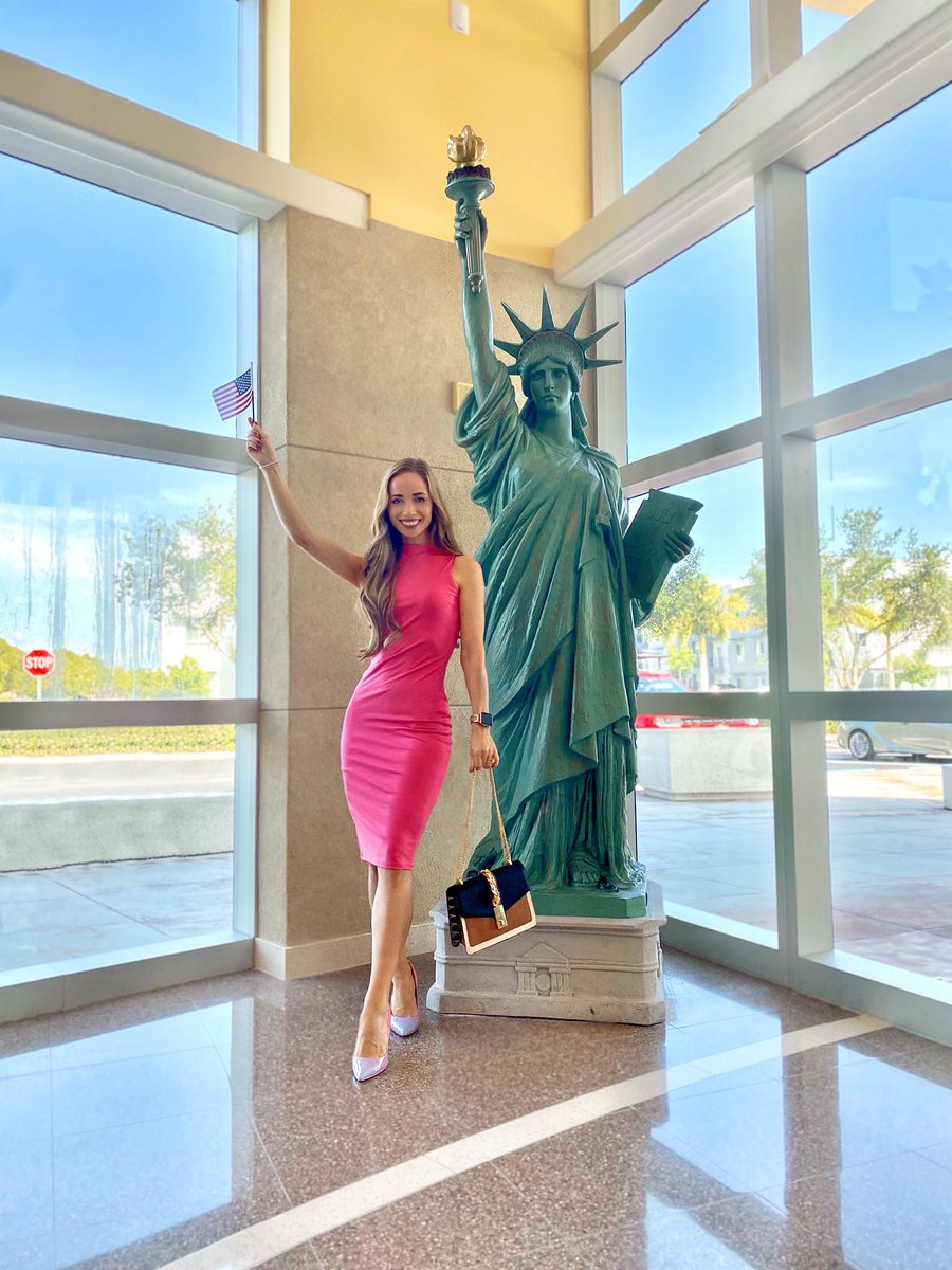 AndronacheHomes's tweet photo. I am officially a US Citizen! 🇺🇸🇺🇸Dreams do come true in America!!! 🌠✨🌎

Today marks one of the most significant moment. I’ve been born again, and yes there were tears as well. Tears of joy and gratitude. 

I dreamed of this day since I was 7 years old and today it became my reality. THANK YOU AMERICA FOR BEING GREAT”
I wouldn’t be here if it wasn’t because of the people I met and the failures I conquered. 
 #newcitizen #americandream #proudtobeanamerican #americancitizen 
#uscis @USCIS