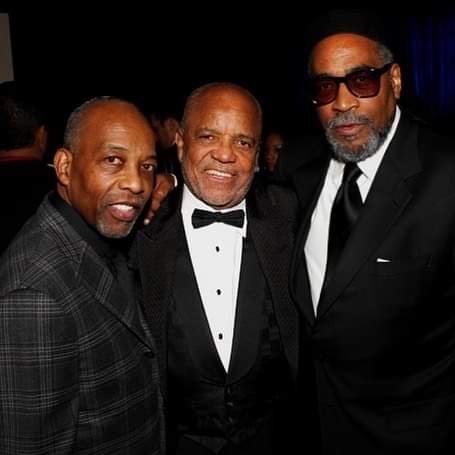 HansomRansom4's tweet photo. Happy birthday Kenny Gamble with Leon Huff and Berry Gordy. #kennygamble #leonhuff #philadelphiainternationalrecords #berrygordy #Motown #singersongwriter https://t.co/fwOvJNSHWA