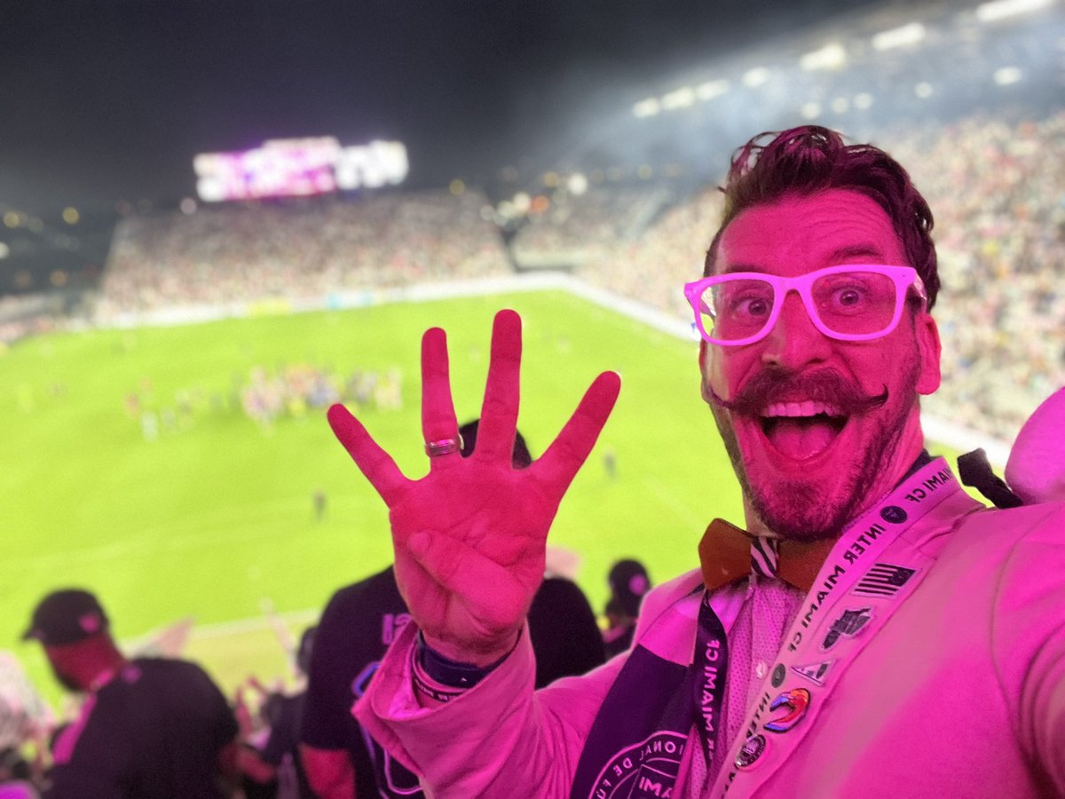 LeonardOoh's tweet photo. 4-0. #InterMiamiCF #intermiami #lafamiliaimcf https://t.co/HLH4WdBMI9