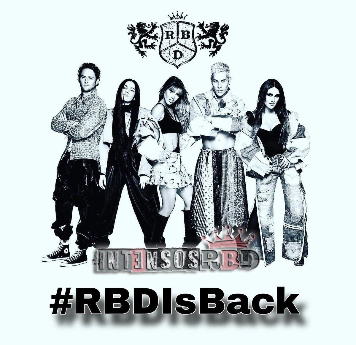 IntensosPorRBD's tweet photo. Nos leemos a las 10pm Mx para dominar las tendencias 🔥🔥🔥🔥

@maiteperroni @christiancha https://t.co/uHo7TUnJtK