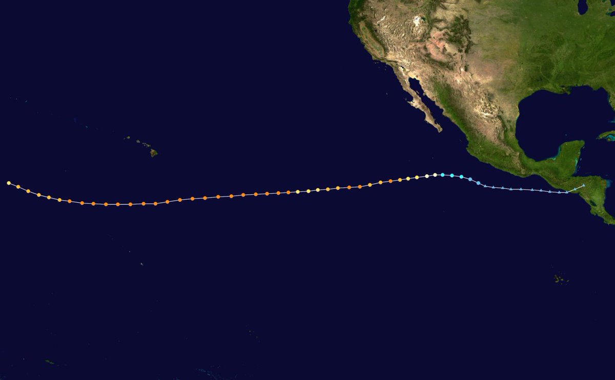 TiempoClimaSVCA's tweet photo. Dora es el segundo ciclón tropical registrado en la historia que ha mantenido fuerza de huracán/tifón tanto en el Pacífico Este, como en el Central y en el Oeste. El único que lo había hecho antes fue el huracán/tifón John de 1994. https://t.co/MSxWRoCM04