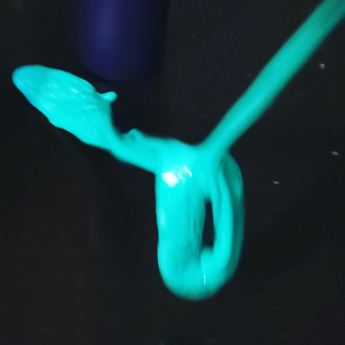 fatherhoodf1rst's tweet image. Somehow tonight became slime night.

#fatherhoodfirst