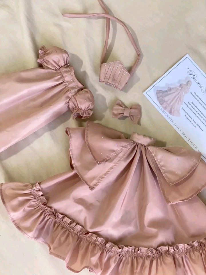rinhizuke's tweet photo. Pink Princess Gown by Senats! 😍

Thank you Senats for this stunning gown w/ free petticoat for my Model Muse Barbie. 💕 https://t.co/yWo1OmLAo2