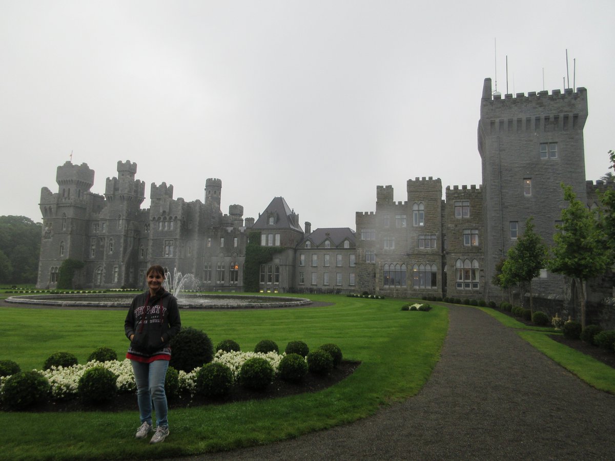 jgmacleodauthor's tweet photo. #TwoPaths, a steamy, coming-of-age, Irish #HistoricalRomance.
Based on my own travels! I stayed at Ashford Castle, Ireland, the fictional home of my character, Lord Ardilaun.
https://t.co/PIIgQCpLHm
#Travel #Wedding #Pregnancy #HistoricalFiction #LoveTriangle #BookBlogger