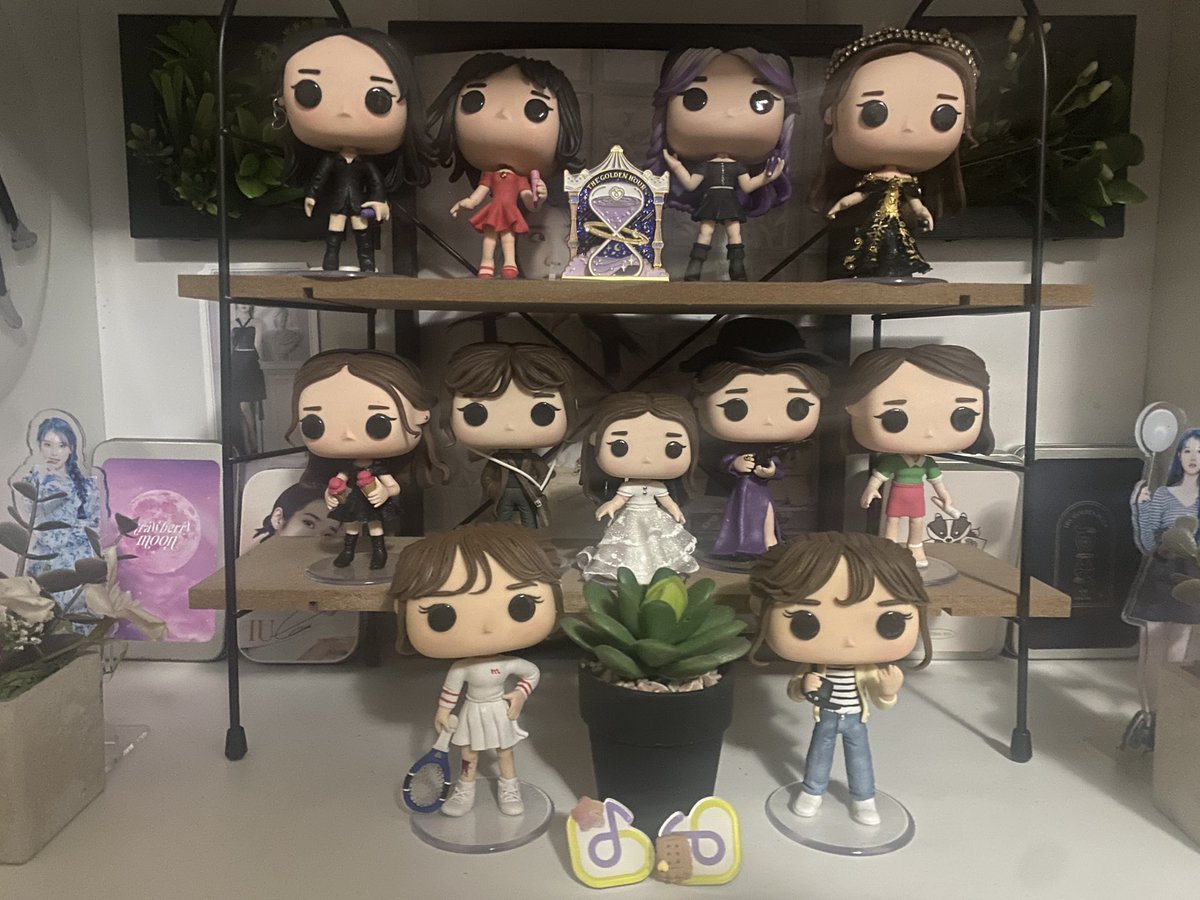 2 more members in my #IU’s Funko family 🥰❤️ (Including the best one SoMin 😭) I love them 🎾⚽️
<a href="/_IUofficial/">아이유(IU)</a> #아이유 Best actress 
Thank you <a href="/JkookieKth/">𝑪𝒂𝒍𝒊 (off) | purpleseart</a> for the perfect work once more 🫶 They are perfect, look at the details 🥰