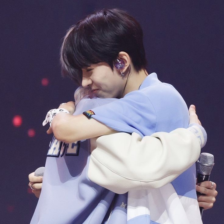 heejakeページ heejake of the day! #jake #heeseung #enhypen