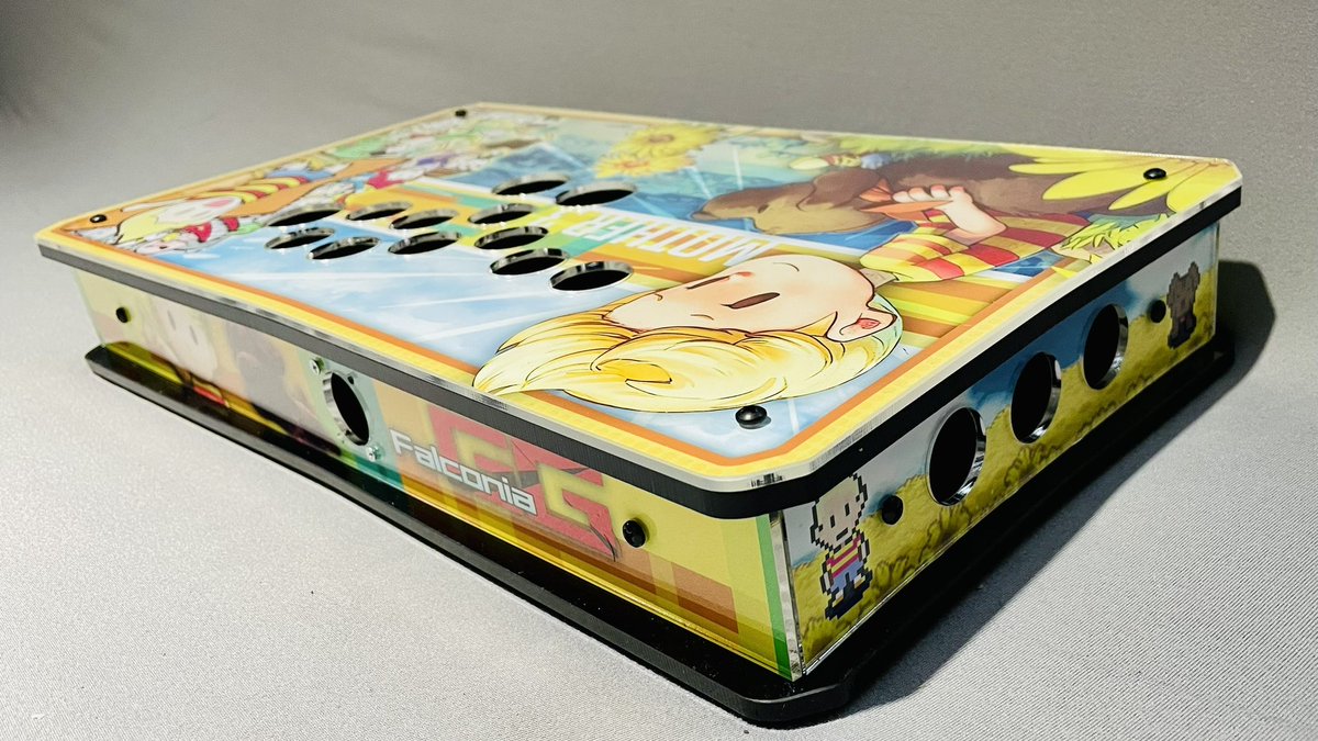 jonyfraze's tweet photo. Lucas | Mother 3 themed 6Gawd 4TW Enclosure completed for the homie @Vexran! Canβt wait to see what button combo he chooses when he builds it out.
#EarthBound #Mother3 #Lucas #Nintendo #FGC #4TW #6Gawd https://t.co/k4Q20peXEX