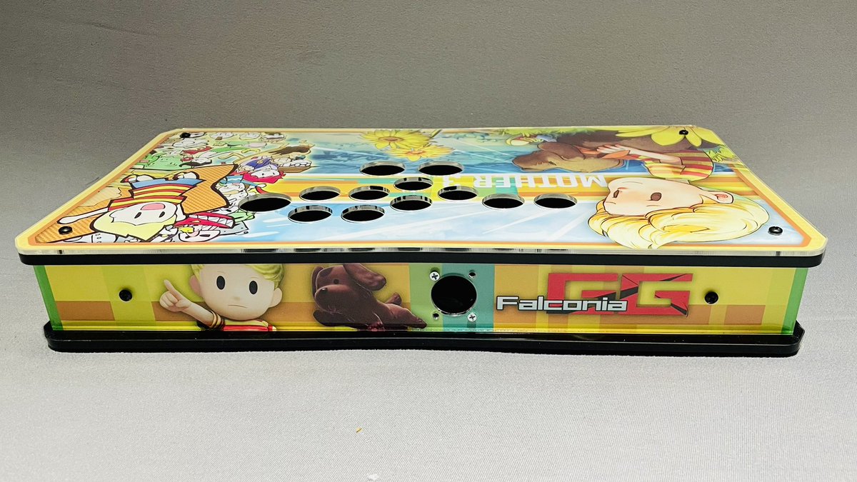 jonyfraze's tweet photo. Lucas | Mother 3 themed 6Gawd 4TW Enclosure completed for the homie @Vexran! Canβt wait to see what button combo he chooses when he builds it out.
#EarthBound #Mother3 #Lucas #Nintendo #FGC #4TW #6Gawd https://t.co/k4Q20peXEX