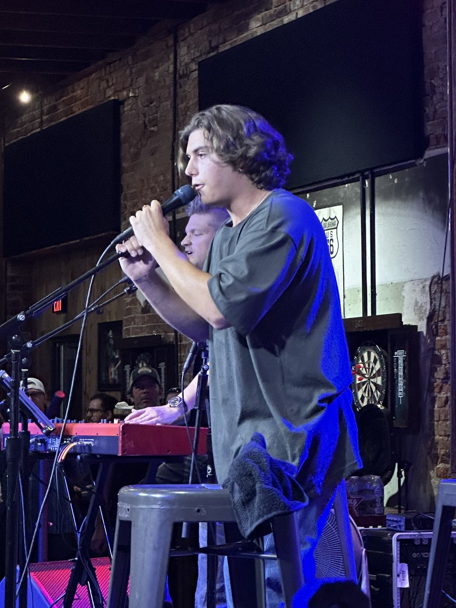 Team Blake tweet media