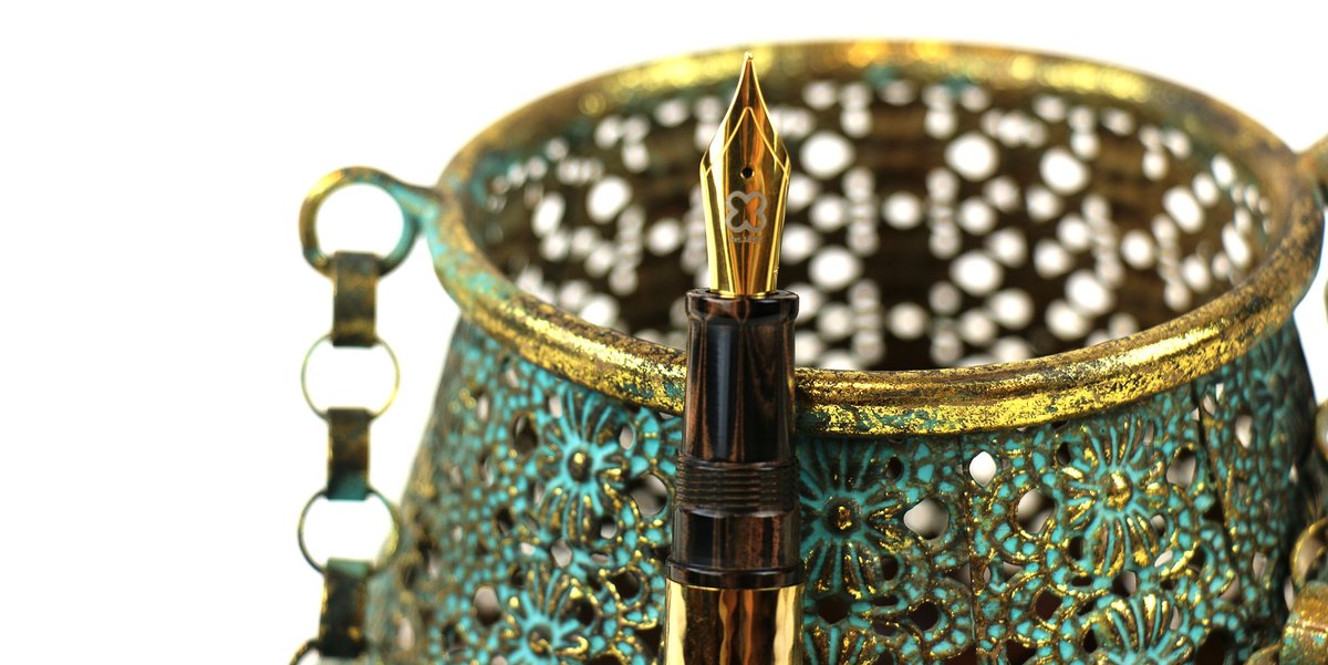 PenChalet's tweet photo. Esterbrook just did something they've never done before. Do you know what makes their Model J so different from every other Esterbrook pen model out there? https://t.co/Ia4TKRflP9 #FountainPen #Unboxing #ModelJ #EsterbrookPens #EsterbrookModelJ #NewPen #PenUnboxing #Ebonite #Pen https://t.co/qq5BR9AfTx