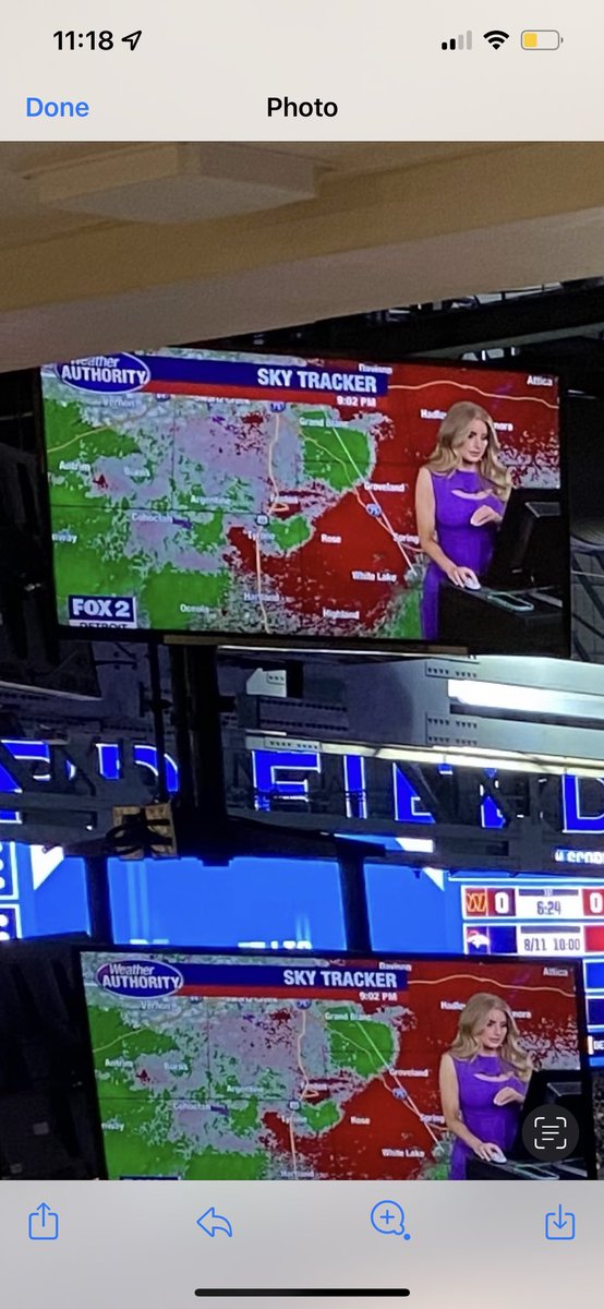 cbkmediamgt's tweet photo. That is client @stephmeadwx on the big screens at @Lions @fordfield doing an amazing job keeping Lions fans and @FOX2News viewers safe during a tornado warning on Friday night.
#DetroitTVNews
#FOXDetroit
#SevereWeather
#Meteorologist
#TeamCBK https://t.co/E37udEF72t