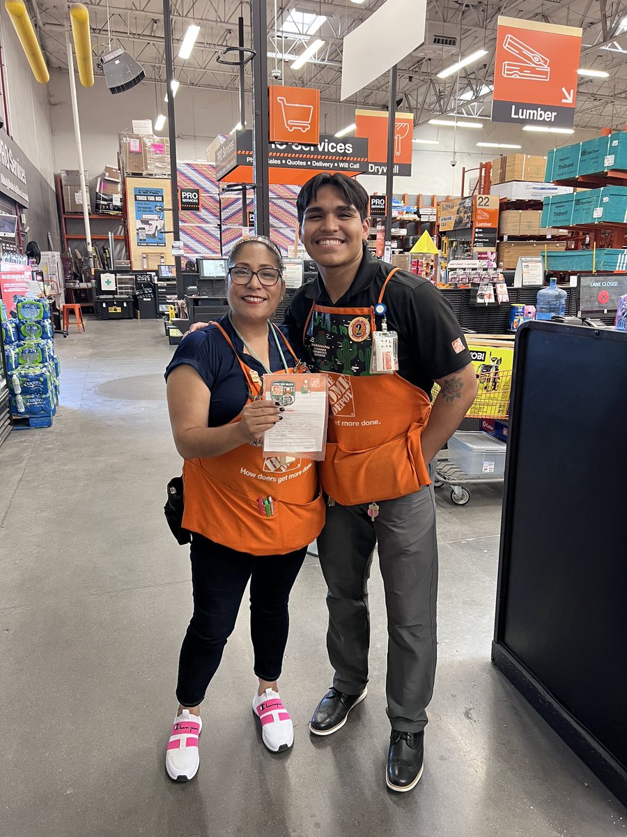 JulianGarciaHD's tweet photo. Handing out homers today! 
Ally D90 helped a customer during a scam situation and saved her so much stress! 
Chris D31 consistently helps where needed in different departments! These associates are why I love my job! https://t.co/TRQDHRNKkC