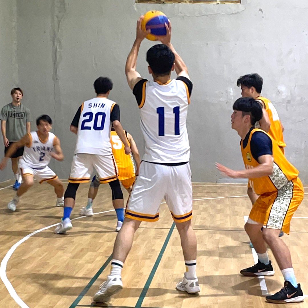 Trians_Official's tweet photo. 3x3UNITED Central Area KOBE DPRO Round🏀
前日予選　結果報告！

＜GAME#5＞
TRIANS　VS　NIKA
　【21】-【14】

引き続き、ご声援よろしくお願い致します🔥🔥🔥

#TRIANS #トライアンズ #3x3UNITED #Kkobe_dpro_exe #3x3 #basketball https://t.co/JWEcuh9HLR