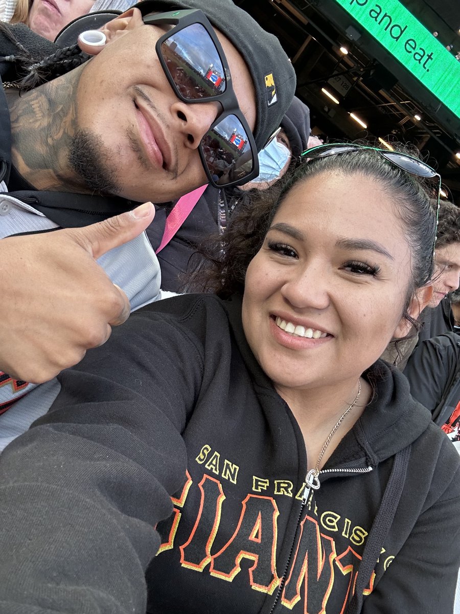 Tom Uribes tweet media