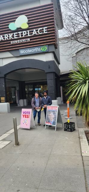 Labor volunteers were out today, making the case that a First Nations Voice is about two things: recognition of 60,000+ years of history, and listening to Indigenous Australians when we make policy. It’s that simple. #VoteYesAustralia <a href="/yes23au/">The National Gathering</a> #auspol