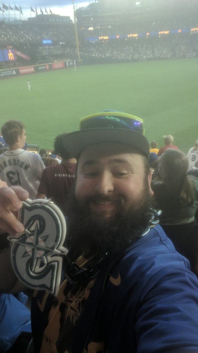 LemsTravie's tweet photo. #WhereIRoot #GoNers Ms game #felixweekend @Mariners ty France dinger baby!!!!! @ROOTSPORTS_NW @AngieMentink @JenTalksSports https://t.co/DFkJBEx3qj