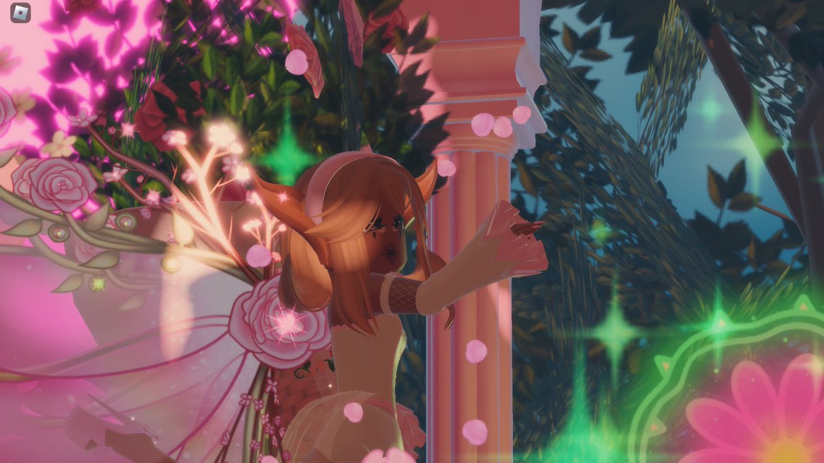 moriskisses's tweet photo. πΉπΏ| the prettiest nature fairy in anyxia.
having so much fun on #royalehighcampus3 !!
β’
β’
#rhc3 #royalehigh #RoyaleHighBetaTesting #royalehighnewschool https://t.co/btiDdtnefk