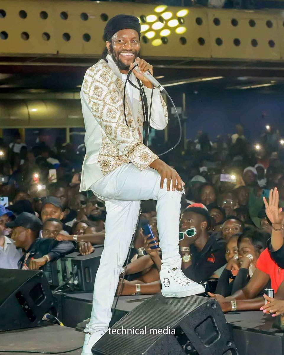 Winky D is a living legend, he chose to be the voice of the Oppressed &amp; rejected to endorse the ruling party

Java wanted GAFA to endorse ruling party so he offered him a deal worth 30K bt Winky D immediately declined the deal

No amount of money can make Winky D betray Zimbos