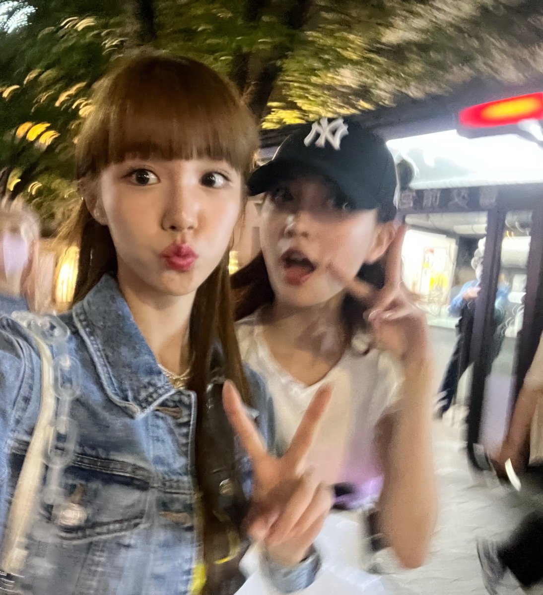 WOOAH_HM's tweet photo. [#나나]
영원한 코민서~~
생일 축하해 20살의 생일은 뭔가 남다른 기분이었는데 너도 그려러나🤓  
오늘 누구보다 행복한 하룰 보냈음 좋겠따🤍 마음껏 웃길~~☀️🍀

#wooah #우아 #NANA
#HAPPY_MINSEO_DAY https://t.co/eIvaVgetng