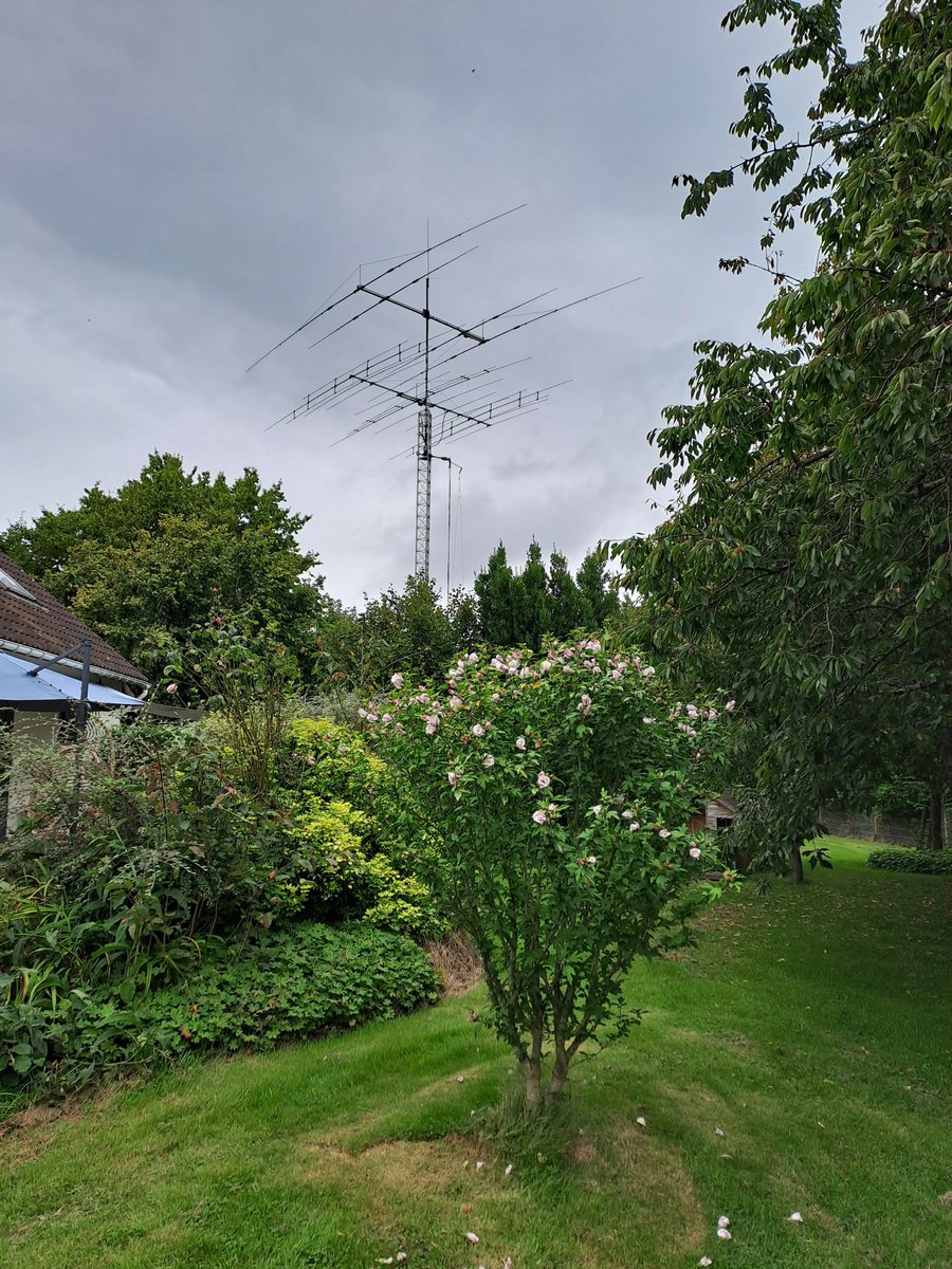 F4HJOjerome's tweet photo. 2023 maintenance completed π . The antennas are ready for DX hunting, the next ATNO will certainly be W8S π #hamradio #optibeam https://t.co/o9Vnv4sPUU