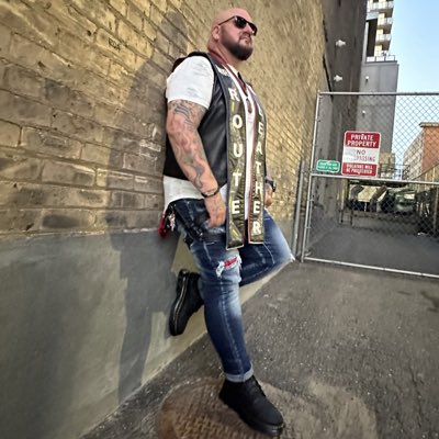 Michael Hughes (@michaelhughes_1) on Twitter photo #NewProfilePic #NewProfilePic
