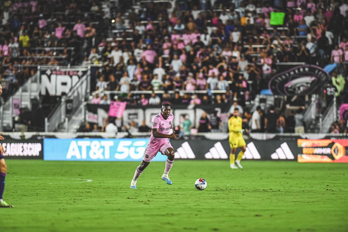 KMillz_00's tweet photo. Semi Final β
ππ€ #KM31 #CleanSheeet https://t.co/iXpLNV1TGW