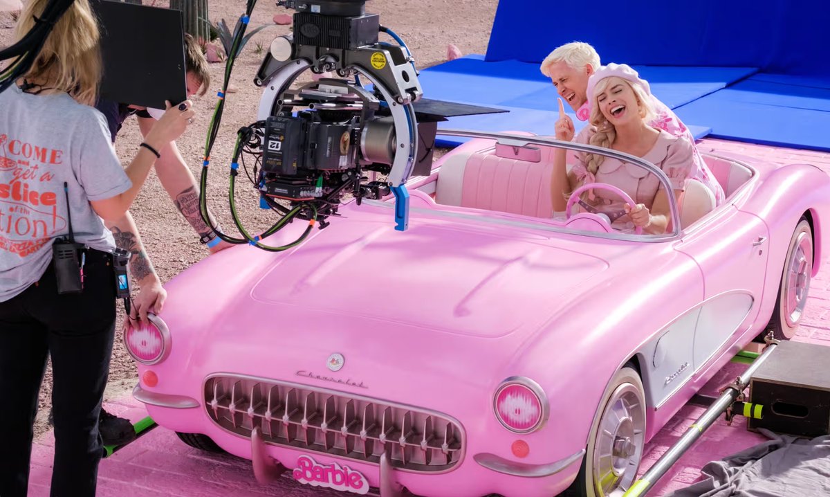 fixinitinpost's tweet photo. (3/4) are clearly capitalizing on growing public sentiment against "CGI." I mean, when you have a Guardian article praising the practical nature of Barbie where the featured image shows a blue screen, you know the public is confused about this stuff. https://t.co/oXeA72owkH