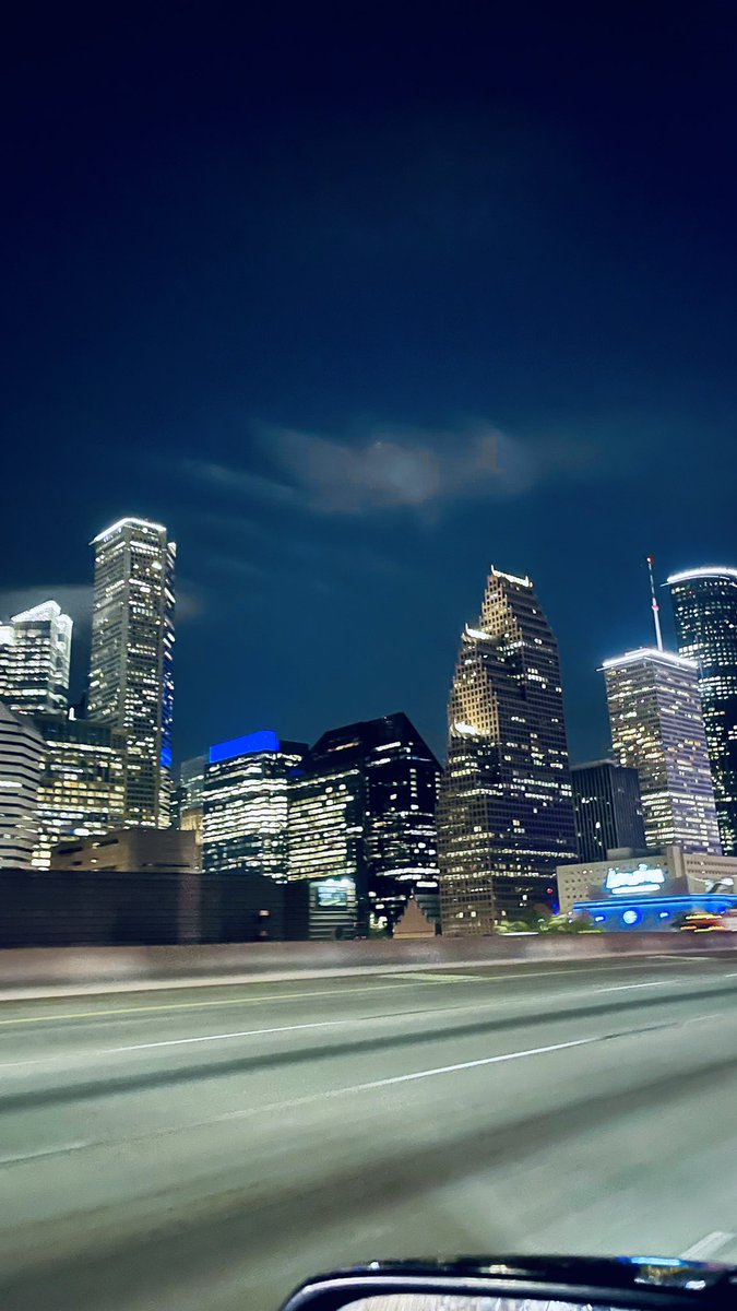 houshotya's tweet photo. houston Tx. https://t.co/jaRmmvfc2o