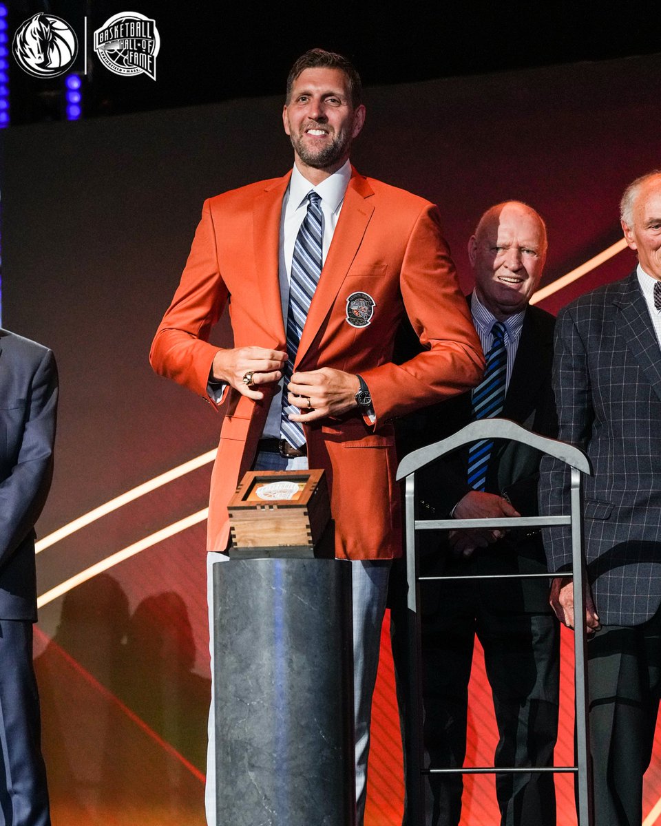 dallasmavs's tweet photo. The last 24 hours have been a dream 🤩
#23HoopClass // #MFFL https://t.co/8puAjGhT2m