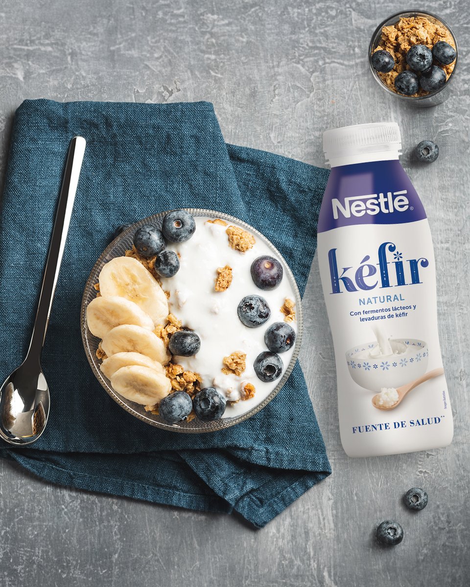 Aprovecha estos días de vacaciones para saborear unos buenos desayunos completos y nutritivos. Con Nestlé Kéfir podrás disfrutar de todos los beneficios del kéfir y mezclarlo con tus ingredientes favoritos. Así de fácil, así de sano. #kéfir #kéfirNestlé #YoguresNestlé