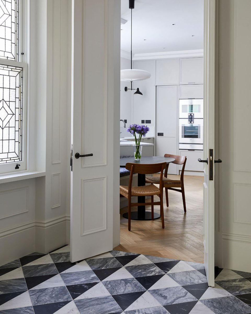 Artisans of Devizes (@artisansdevizes) on Twitter photo This beautiful bespoke tile pattern was created using Nero Marquina, Volakas and Cloud Grey marbles for a contemporary take on the chequerboard floor.
Property @stylingneutrals
Photographer: <a href="/snookphotograph/">Chris Snook</a> This beautiful bespoke tile pattern was created using Nero Marquina, Volakas and Cloud Grey marbles for a contemporary take on the chequerboard floor.
Property @stylingneutrals
Photographer: <a href="/snookphotograph/">Chris Snook</a>