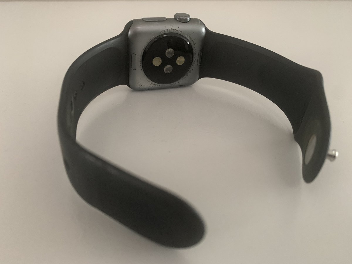 dredrums's tweet photo. Sad day. After 8 years, my @Apple Watch series 0, stopped charging. Tried my best to keep it alive as much as I could. It served me well. https://t.co/vYopUskn6f