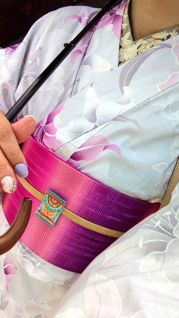 studio_tirol's tweet photo. 着物は見るのも着るのも作るのも好きです🥰✨夏は浴衣を着る方が多くなり、街に和が増すいい季節ですね👘✨

普段は簡単に長く着られるキッズ着物を作っています✨

#きものパーティーツイオフ
#納涼コーデ https://t.co/JNYzOobipE