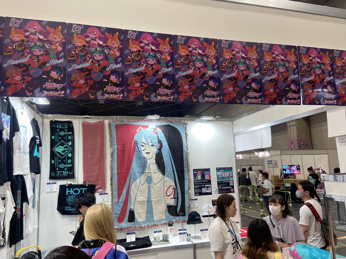 KanimiMonmon's tweet photo. #マジカルミライ2023
#初音ミク
#コラボカード https://t.co/PvpbXESJno