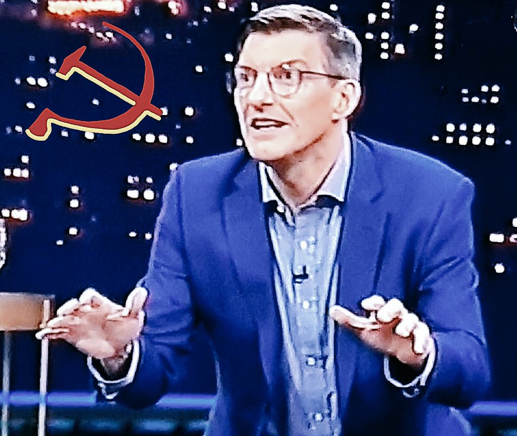 Tor25899035's tweet photo. 🇨🇱 | Reapareció el demente de Stingo, señaló en CHV "lo conveniente que sería para Chile un nuevo Estallido Social, una revolución hecha al estilo de Allende o de Petro en Colombia". En mi opinión, esto es un llamado subversivo a destruir la estabilidad del país. 

Merece cárcel. https://t.co/hc1s8Isx1n