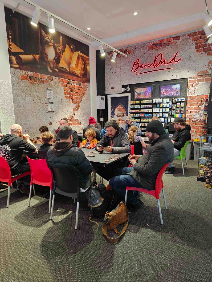 bea_dnd's tweet photo. Store Champs going strong! We’re drafting Lord Of The Rings and handing out some awesome prizes!
#localgamestore #magicthegathering #wpnpremium #draft #storechamps #beadndgames https://t.co/HvCceXbHoj