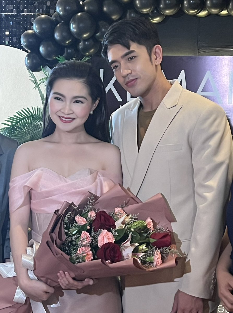 Nathaniphoneph's tweet photo. #BardaWaytoBetterSkin #BarDaforKemans https://t.co/cagHQL6GxA