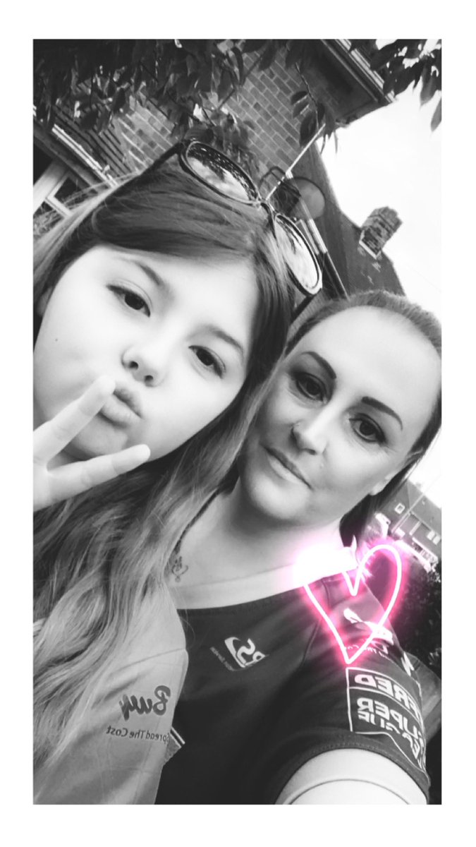 BeckiRobin's tweet image. Feel sick 🔴⚪️🔴⚪️