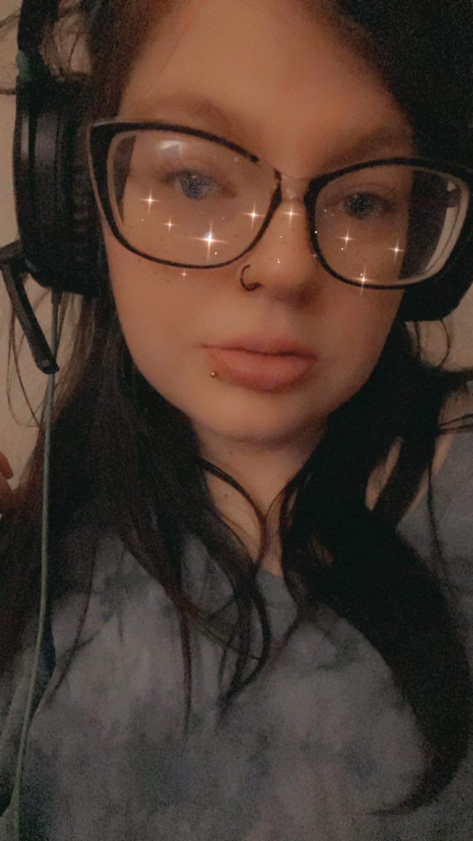 AlienBud1's tweet photo. My fiancé is just too hot y’all like I really don’t know how I pulled this woman off https://t.co/75IbJK9j6E