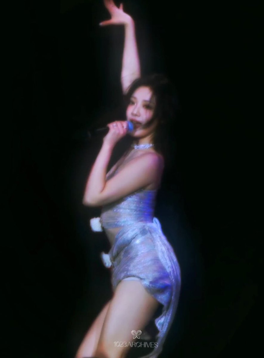NYZRCHIVE's tweet photo. #NINGNING 🪩🎤 https://t.co/60clSXmZc5