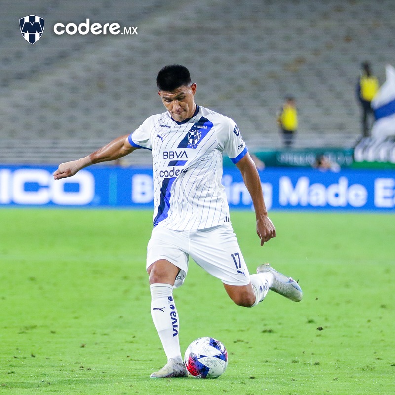 Rayados's tweet photo. ¡HOY REMONTÓ EL MONTERREY Y ESTAMOS EN SEMIFINALES!💙🤍

No te pierdas las mejores postales @CodereMX del partido 📸👇🏼