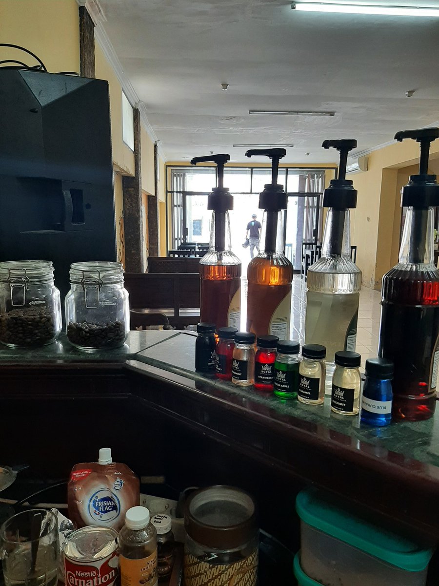 Sabtu² gini mau kmana mblo??