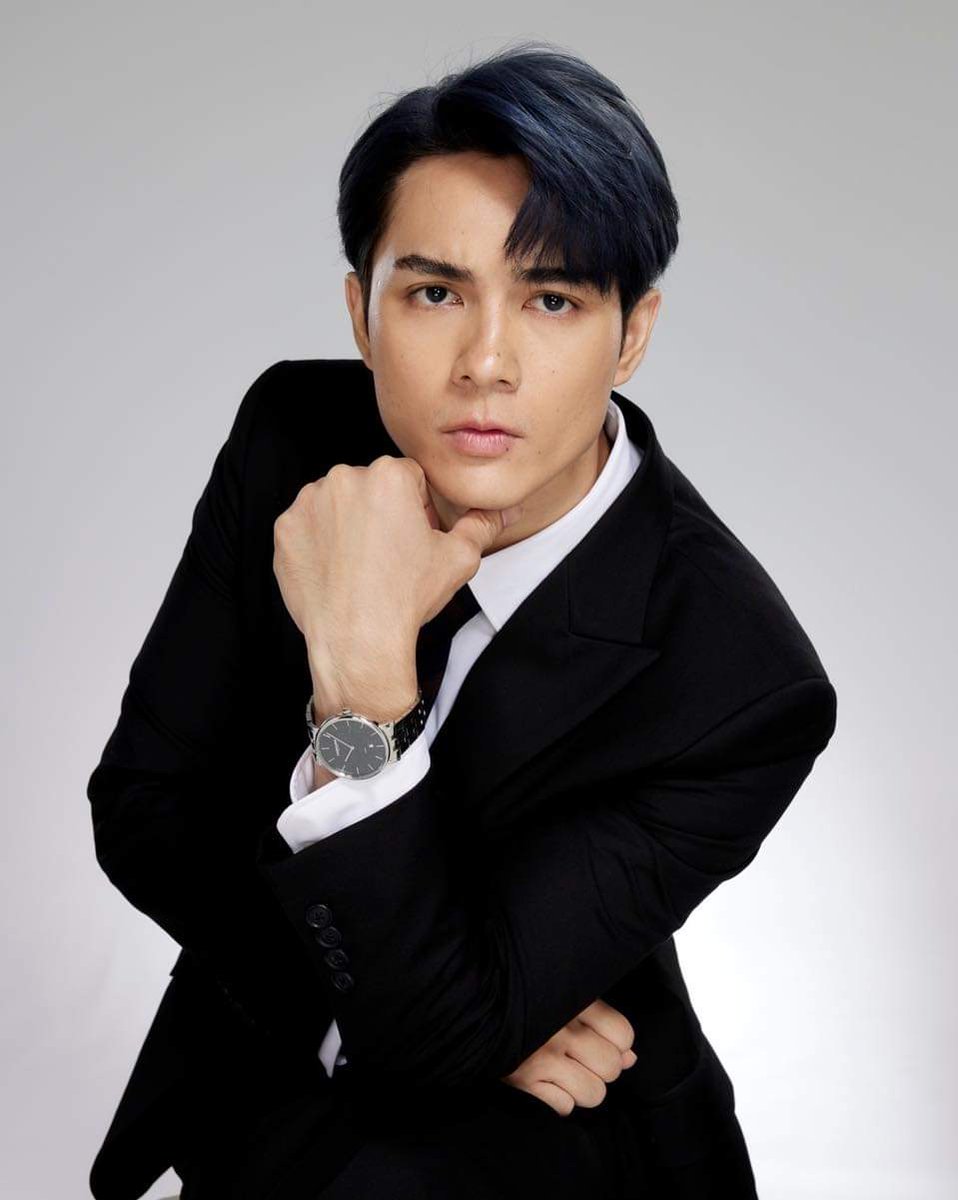 nackcharliefc's tweet photo. ประธานชาลีเลือก #TERICH เซรั่ม
#terich
#TERICHSERUM
#TerichC21
#charliepotjes
#แน็กชาลี
#แน็กชาลีตอนหล่อ
#nackcharliefc https://t.co/s8ucKUCLvF