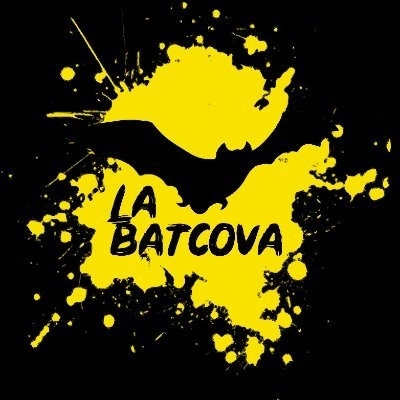 Som un canal petit dedicat al món de DC en català

941 seguidors al Twitter
Objectiu: 1000 seguidors

547 seguidors al Twitch
Objectiu: 600 seguidors

377 seguidors a Youtube
Objectiu: 500 seguidors

Ens ajudes amb un ❤️ i un RT?

youtube.com/c/LABATCOVA
twitch.tv/la_batcova