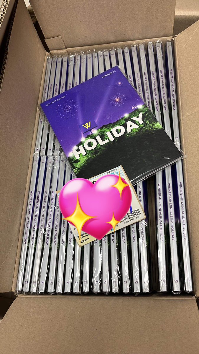 📢 FREE ALBUMS: SEALED WINNER HOLIDAY later 7 pm
Just pay for 130 php isf + lsf! Retweet &amp; mention your friends 💗