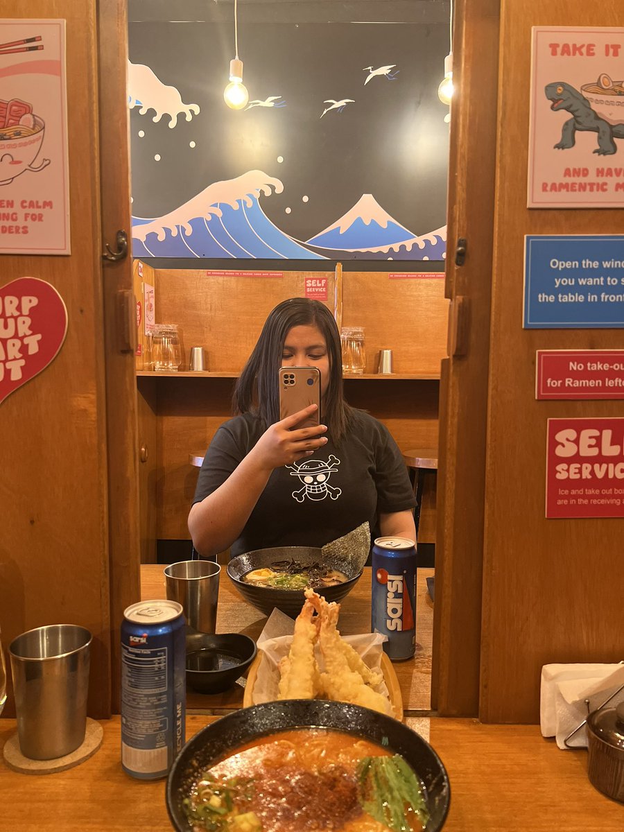 ItsmeFloriz's tweet photo. Ramen date 🍜
@booyaaa143  🫶🏻 https://t.co/SFwh7dPLKD