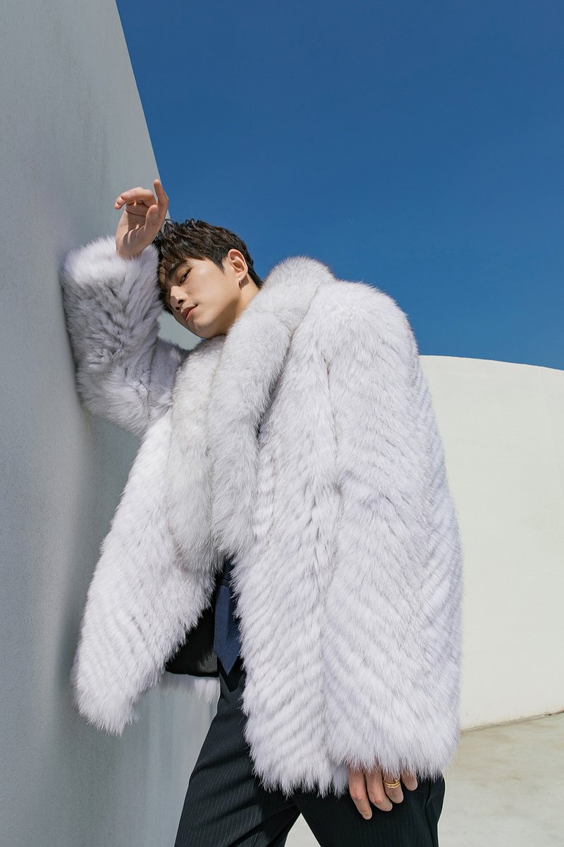 feissifur's tweet photo. Men's White Fox Fur Coat
#fur #furfashion #winterfashion #feissifur #mensfashion #mensfur #mensfurcoat #mensfurjacket #furcoat #furjacket #foxfur #foxfurcoat #foxfurjacket #realfoxfur #realfoxfurcoat #realfoxfurjacket https://t.co/lZ3urm1oGF