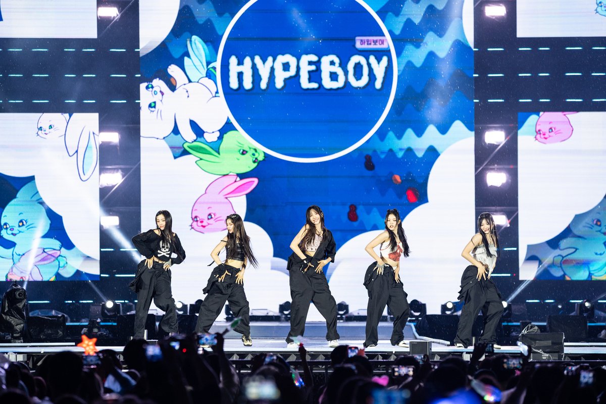 And that’s a wrap on the 25th World Scout Jamboree 🇰🇷

After an eventful two weeks, the ‘Travelling Jamboree’ had a successful closing with high energy as almost 40,000 young people were reunited in Seoul for the World #Scout #Jamboree's closing ceremony &amp; #KPop concert. 🤩