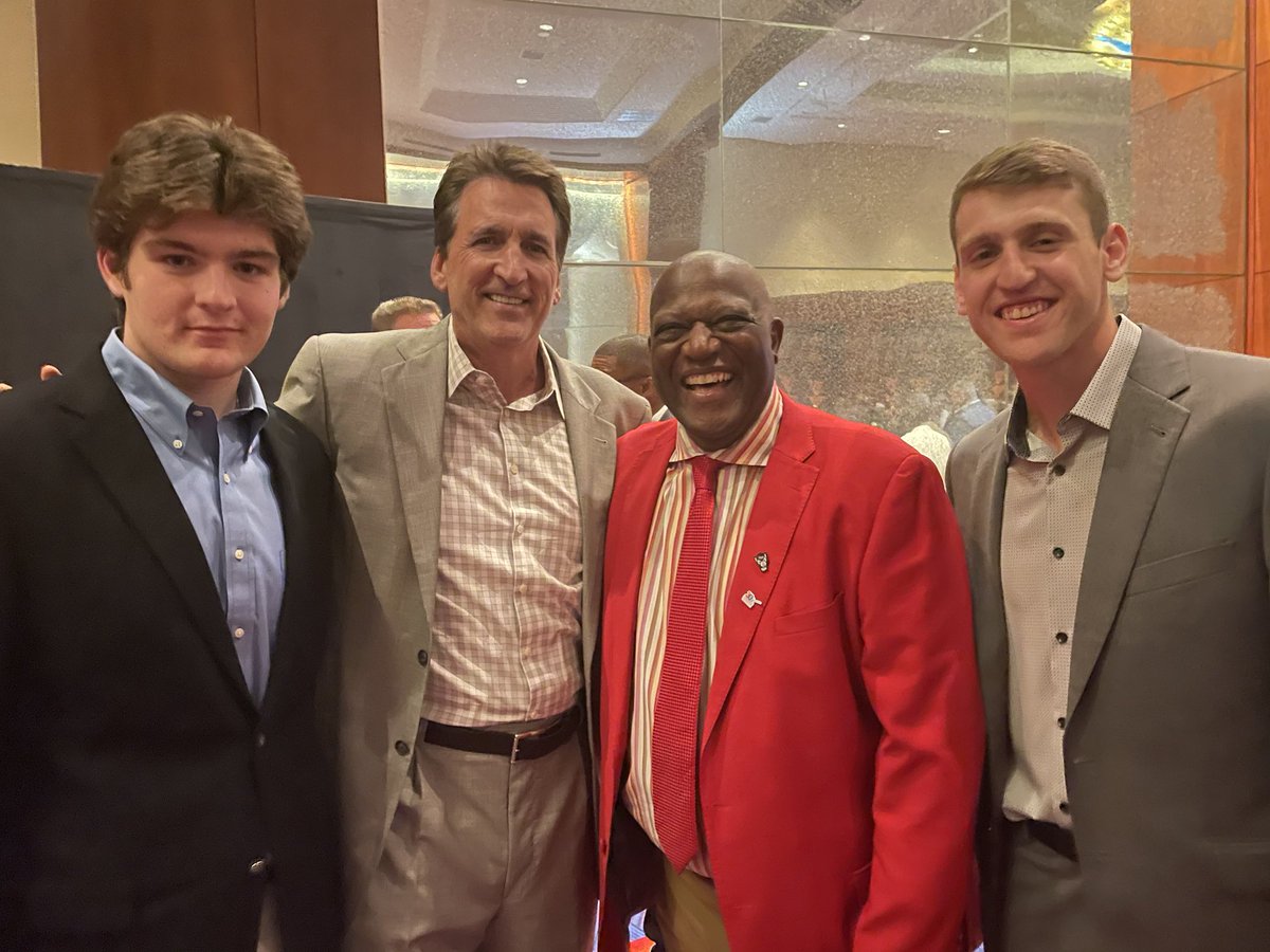 Nc state at the Naismith basketball hall of fame / Vinny and his family