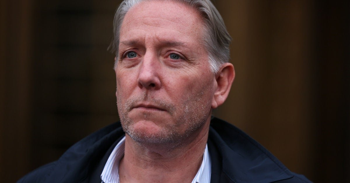 mikenov's tweet image. #FBI #CharlesMcGonigal #Election2016 #Trump

Selected Articles: Did the FBI’s Charles McGonigal Help Throw the 2016 Election to Trump? fbinewsreview.blogspot.com/2023/08/select…